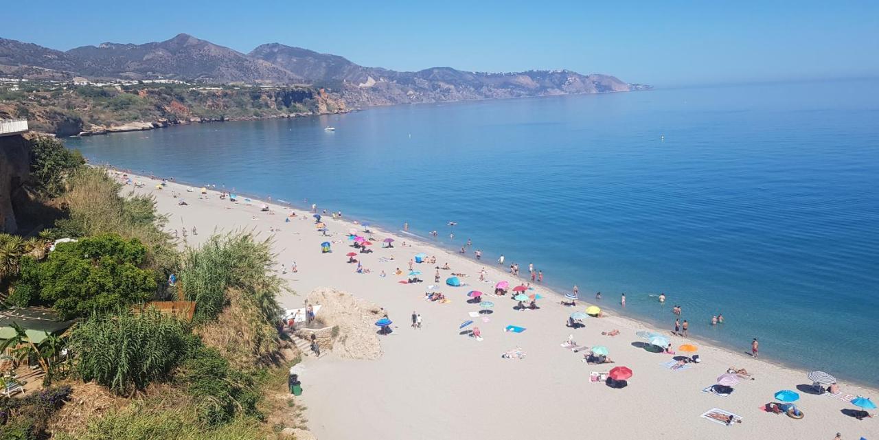 1ª LINEA PLAYA DE BURRIANA 1ºd Apartman Nerja Kültér fotó
